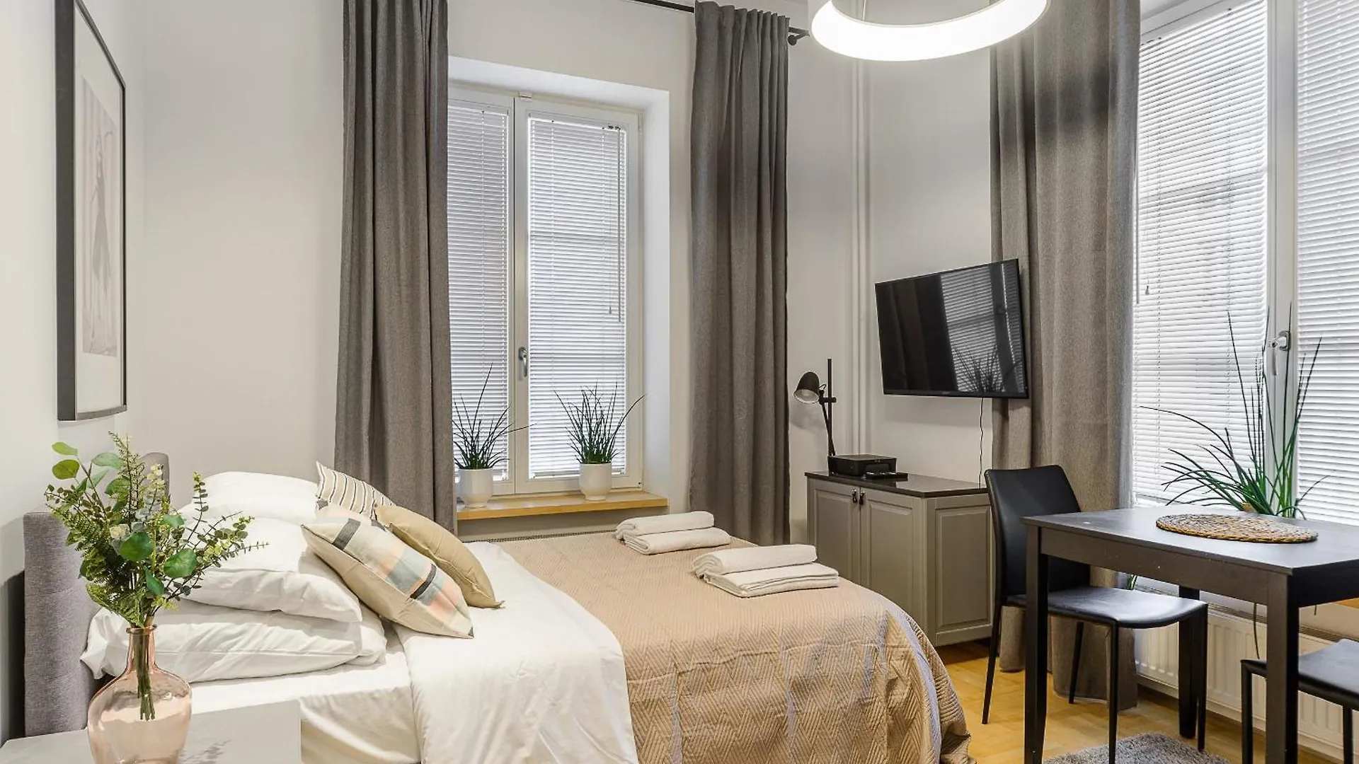 P&O Serviced Apartments Warecka Street contacts